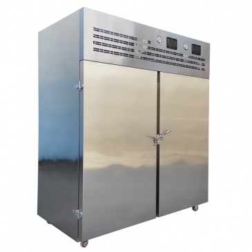 Low temperature quick freezing machine